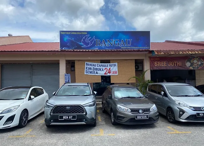 Bangau - Short Term Rest Area Capsule Hotel Sepang