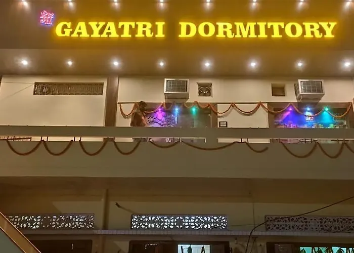 Maa Gayatri Dormitory Varanasi