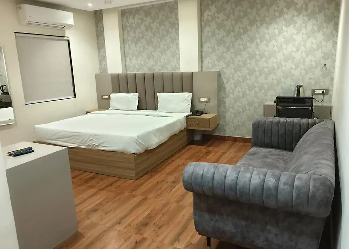 Hotel Sharma Regency Lucknow