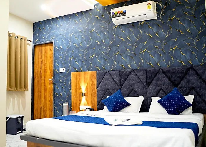 Hotel Mahalok Palace Ujjain