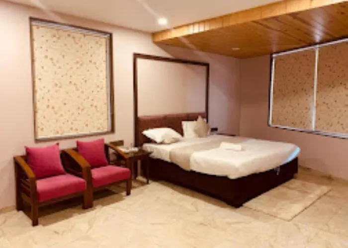 Hotel Radhe Anand