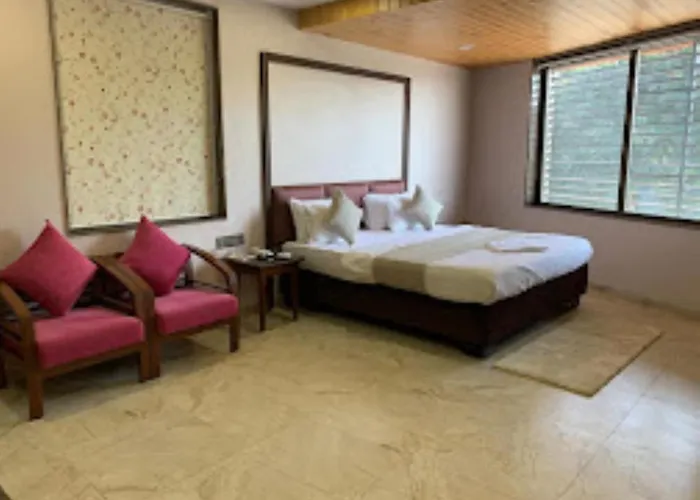 Hotel Radhe Anand