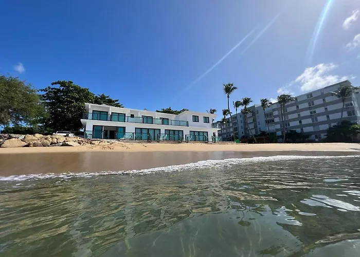 1 Corcega Beachfront Suites Rincon