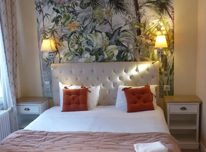 Logis Hotel Louise De Savoie Blois