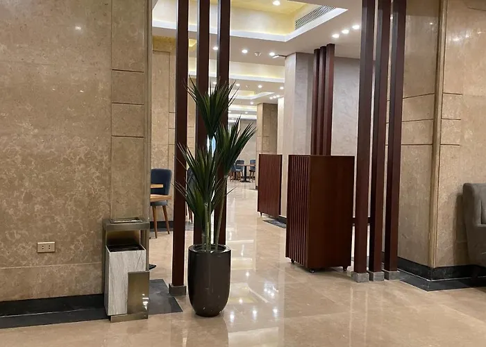 Pyramids Plaza Hotel Giza