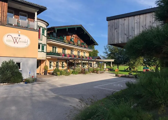 Gasthof Hotel Wiesenhof Strobl