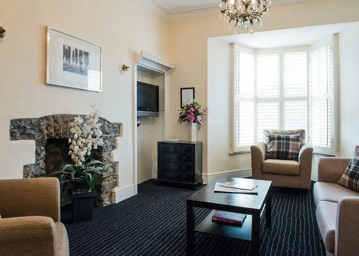 The Bear, Cowbridge Hotel