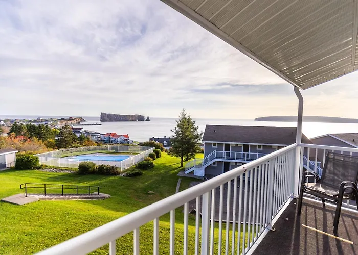 Hotel Le Mirage Perce