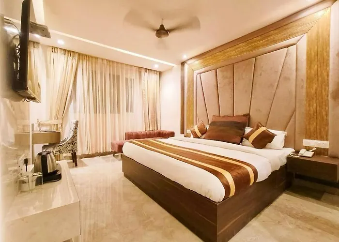 Hotel Cj International Amritsar