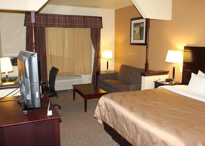 Quality Inn & Suites Terrell