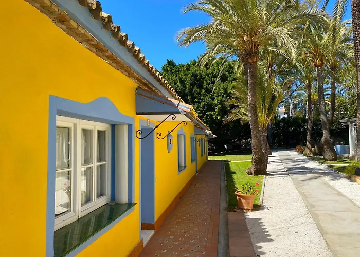 Cortijo La Saleta Banus Aparthotel Marbella