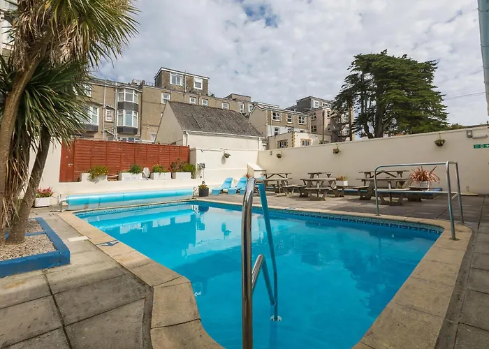 Eliot Hotel New Quay