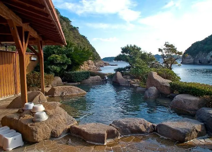Hotel Nagisaya Katsuura 