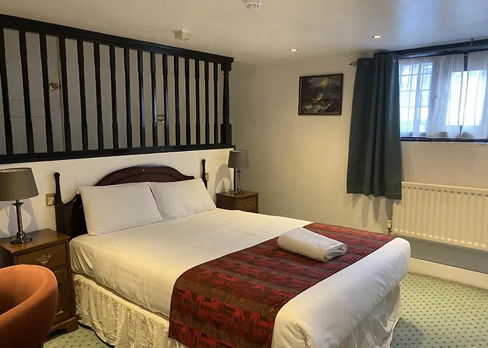 The George Hotel Pangbourne