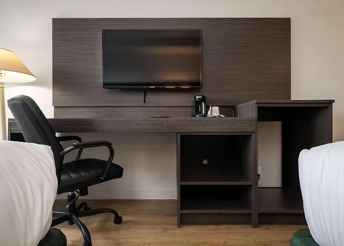 Baymont Inn & Suites By Wyndham Bellingham