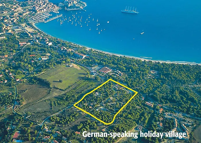 Feriendorf Zum Stoerrischen Esel Calvi 