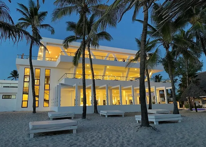 Barracuda Inn Resort Watamu
