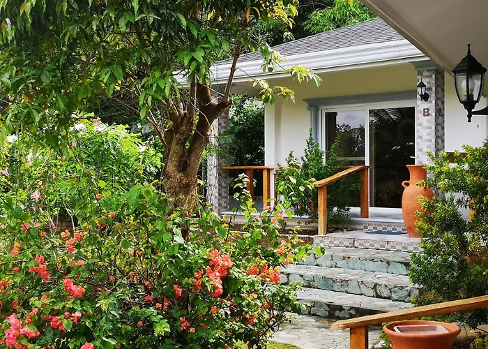 Garden Bungalows Resort Siquijor
