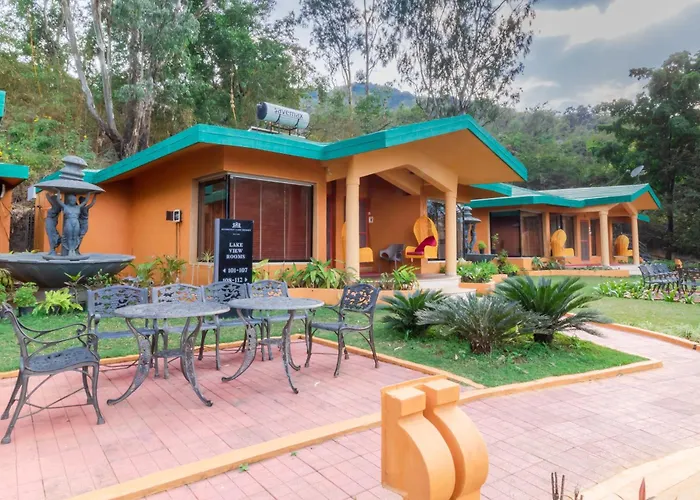 Residency Lake Resort & Spa Mulshi
