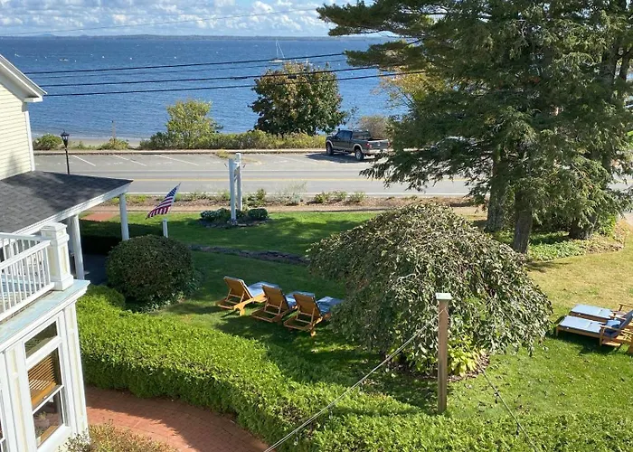 Spouter Inn Bed & Breakfast Lincolnville