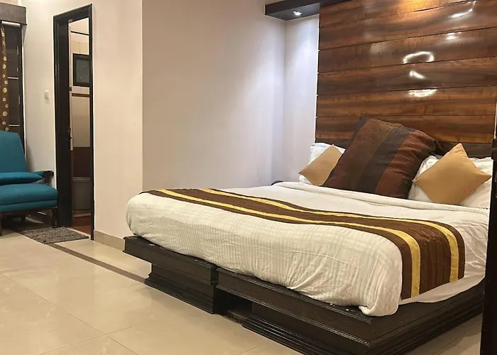 Hotel Cj International Amritsar
