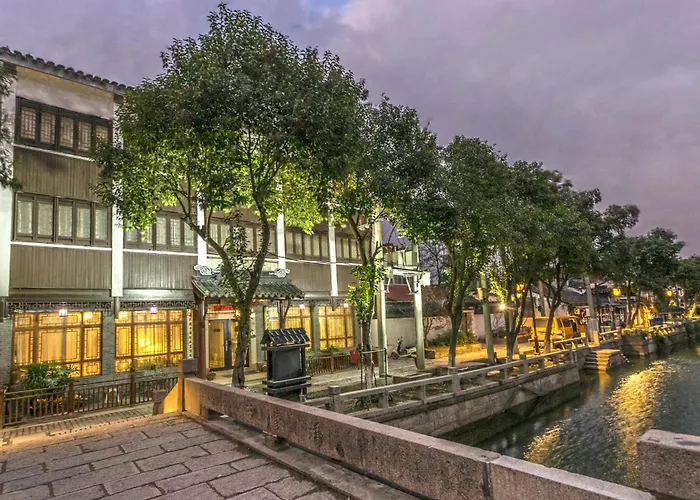 Suzhou Jade Snow Lodge