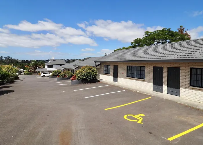 Bk'S Pohutukawa Lodge Whangarei