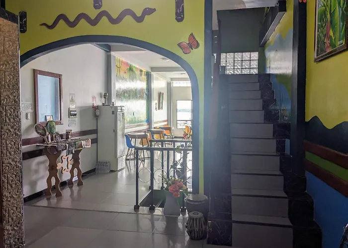 Amazon Dream Hostel With Ac And Starlink Iquitos