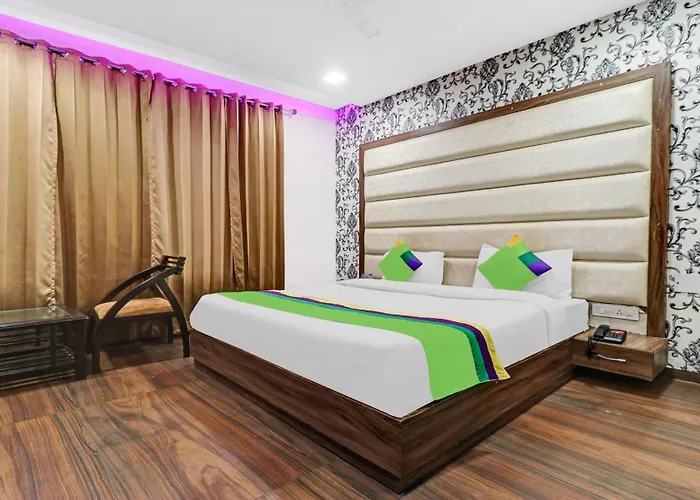 Itsy Hotels Unique - Near Railway Station Amritsar