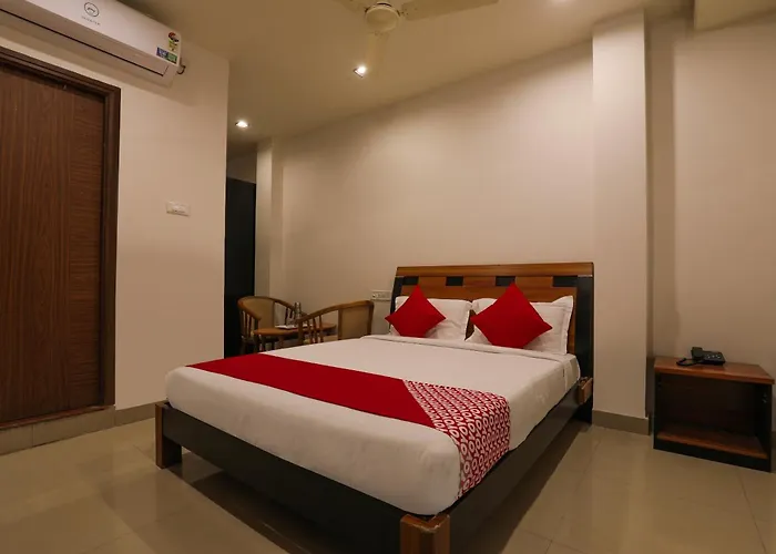 Oyo Flagship 11310 Hotel Sri Tulasi Residency Near Birla Mandir Hyderabad