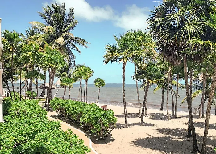 Laru Beya Resort Placencia