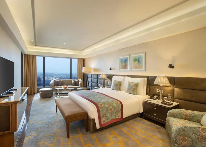 The Leela Ambience Convention Hotel Delhi Neu-Delhi