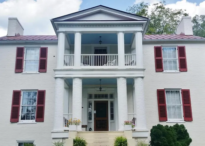 Mountain Home Bed & Breakfast Front Royal