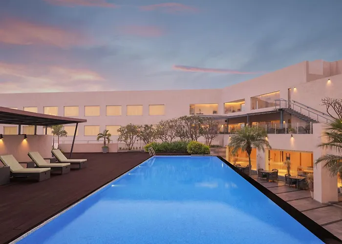 Courtyard By Marriott Bhopal Hotel