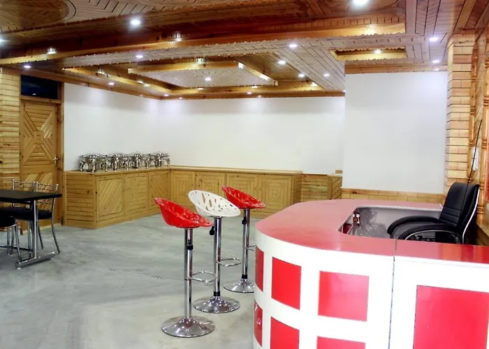 Hotel Uttarayan Sangla