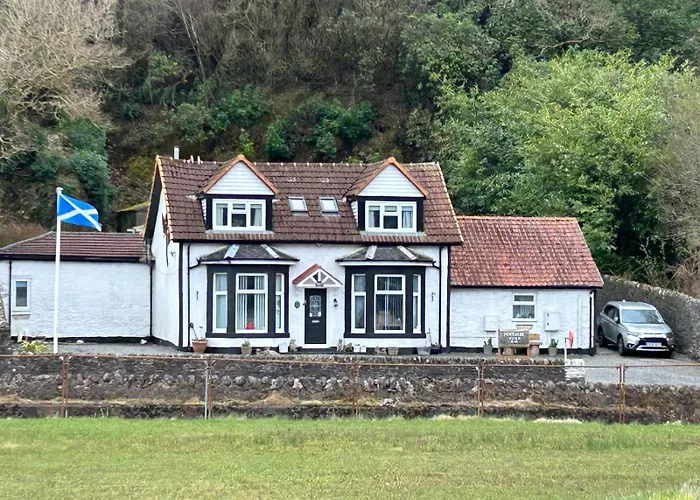 Montague Villa Dunoon