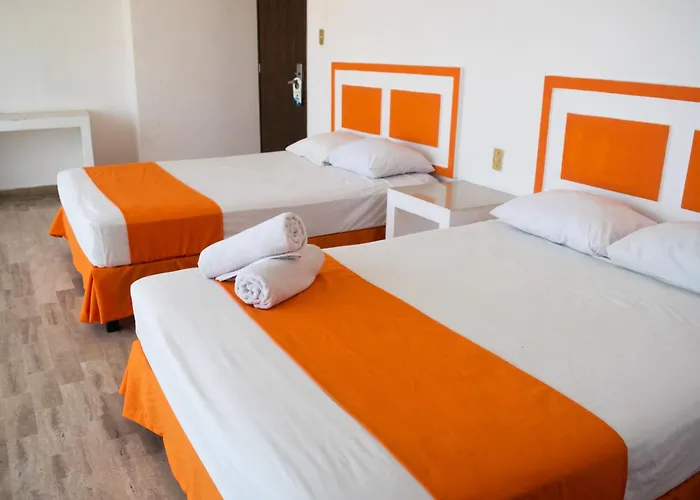 Romano Palace Acapulco