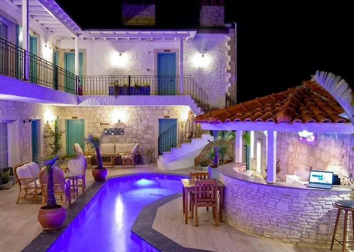 Avlu Alacati Boutique Hotel