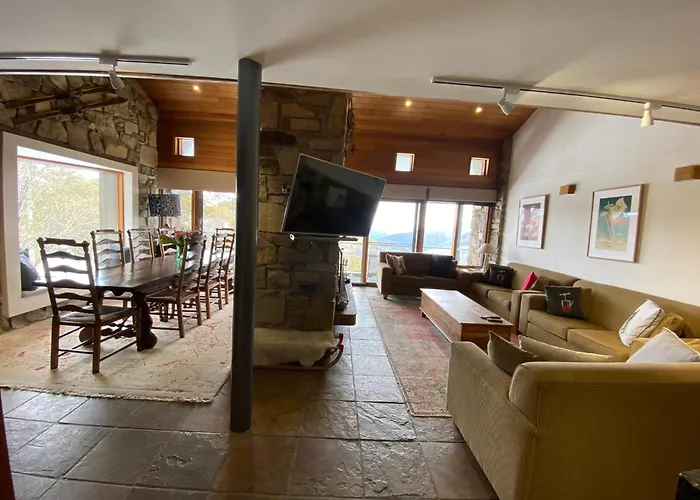 Alpine Woodsmoke Apartments Falls Creek