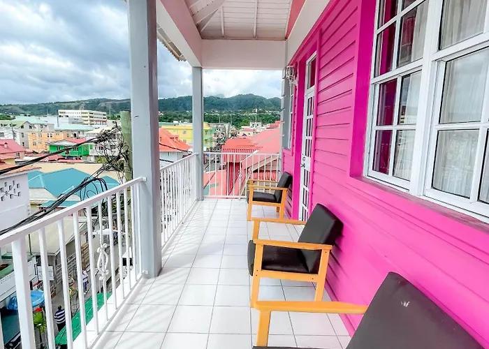 La Flamboyant Hotel Roseau
