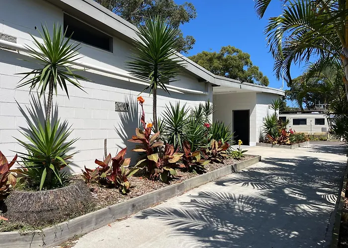 Shelly Beach Holiday Park Entrance