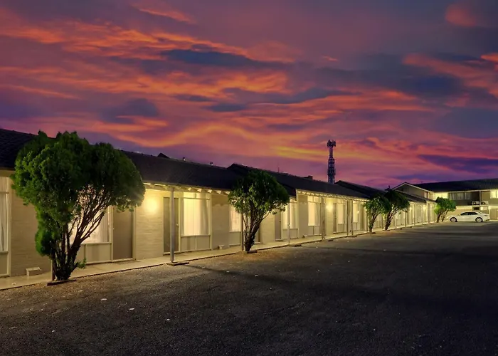 Coachman Hotel Motel Parkes