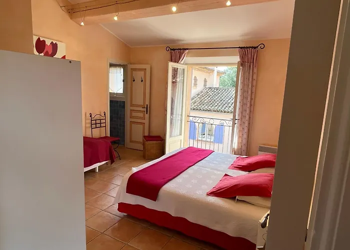 Le Mazet des Mûres Grimaud