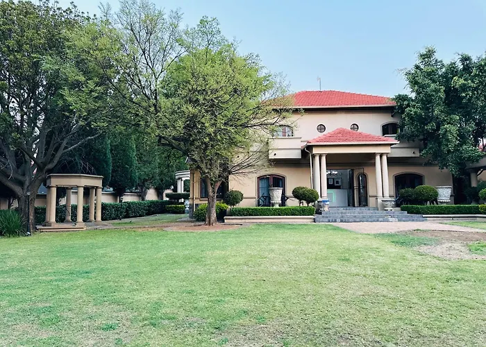 Crown Guesthouse Waterkloof Pretoria