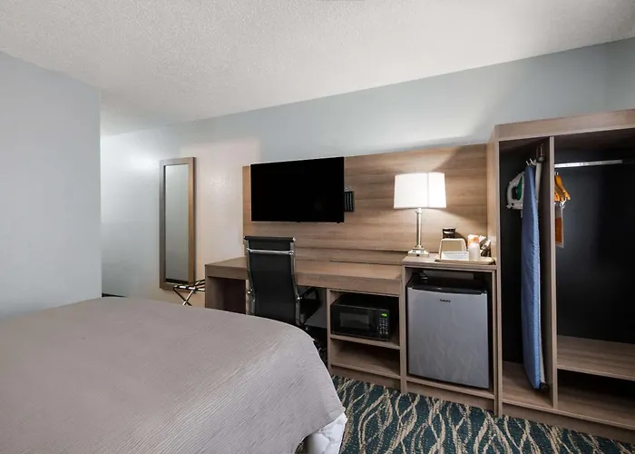 Quality Inn Oneida Near Casino