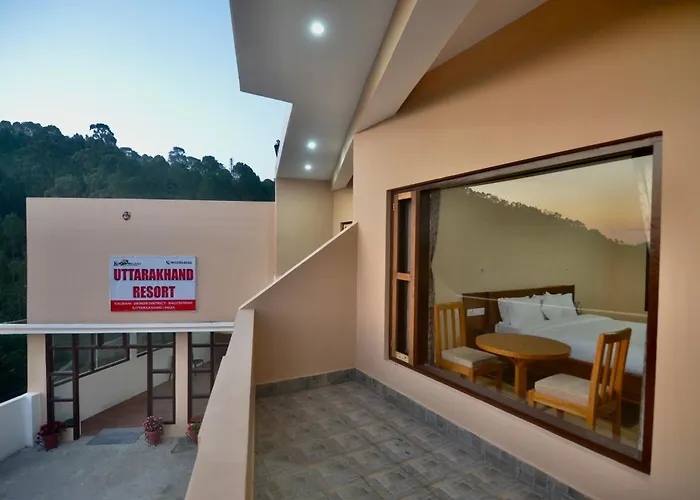 Hotel Uttarakhand Kausani