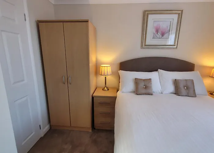 Churston Way Lodge Guest House Brixham