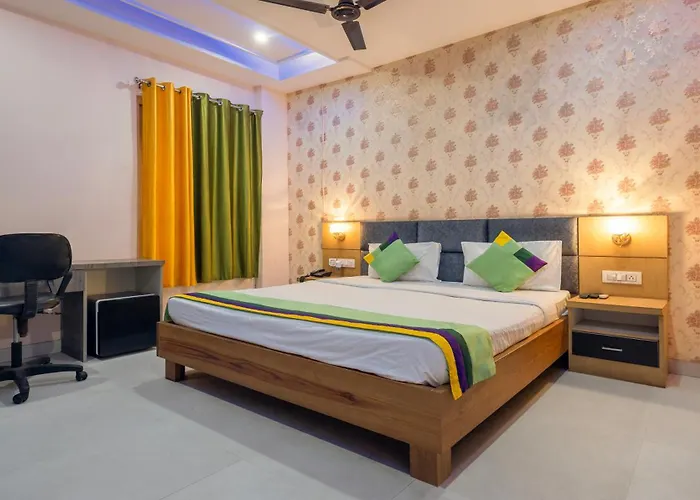Treebo Shakuntalam, Near Lucknow Airport Hotel