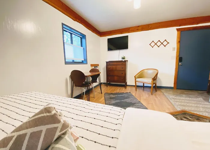 Flathead Lake Resort Bigfork