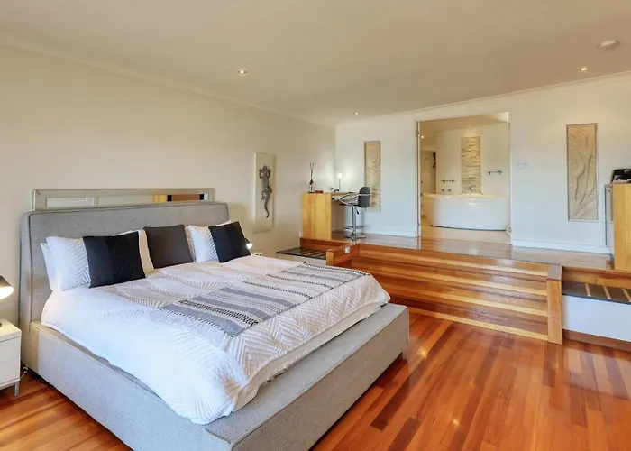 The Madsen Boutique Hotel Penguin